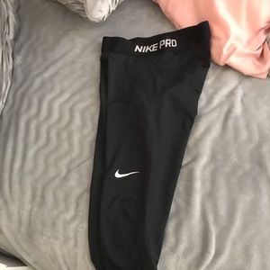 Nike Pro Legging Capris